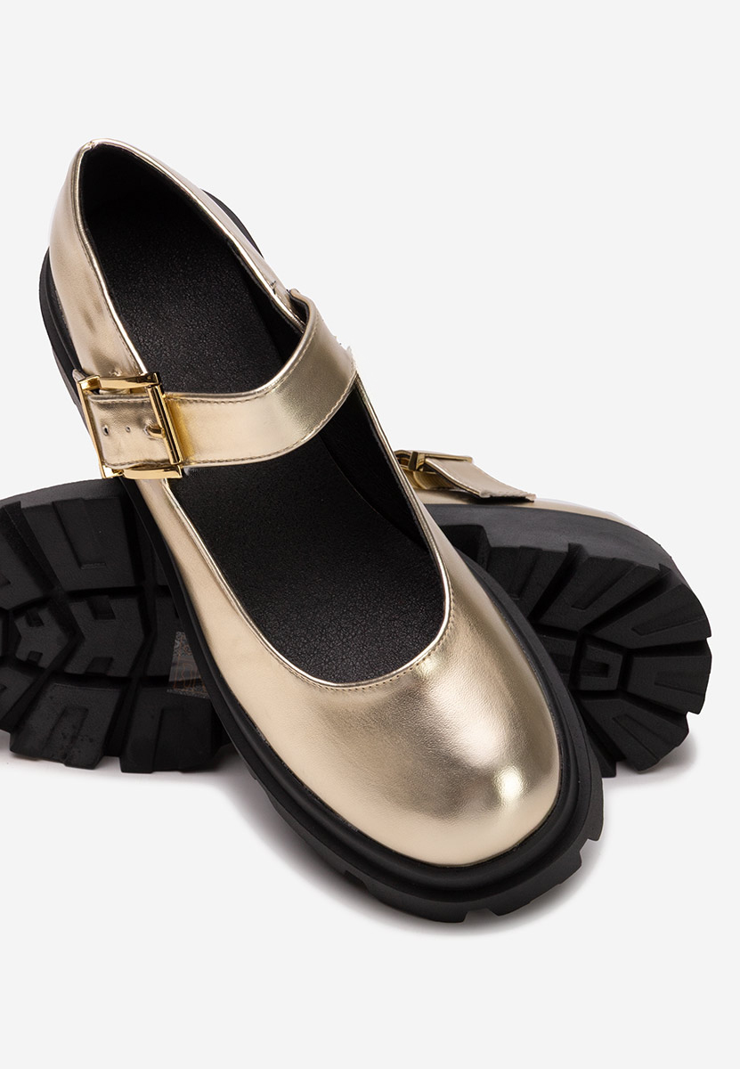 Обувки на платформа Masovia златен