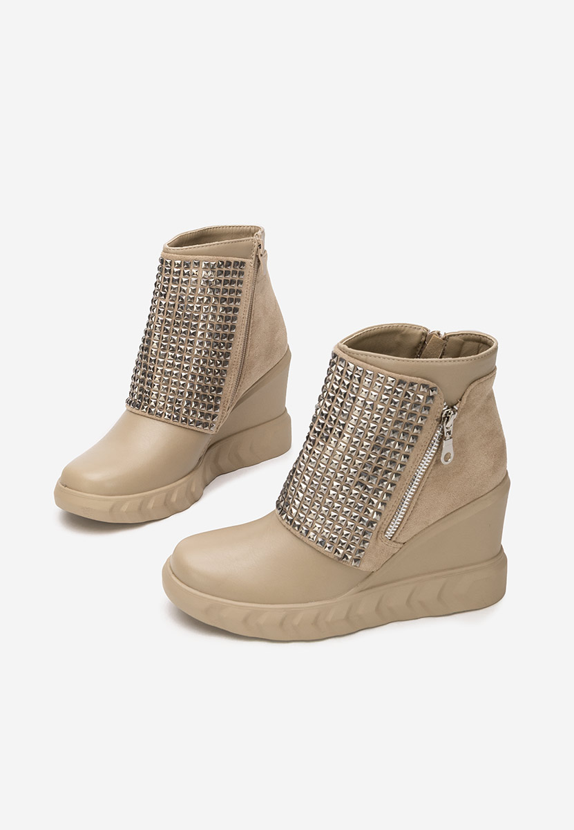 Боти на платформа Ismelora каки