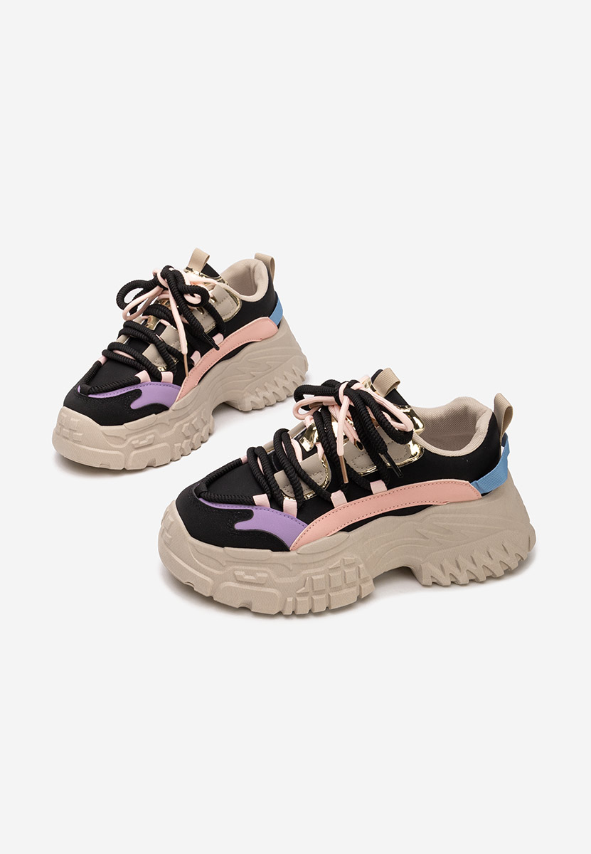 Cникърси на платформа Elvora черни