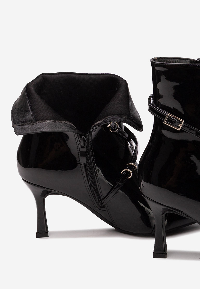 Боти на висок ток Marcelia черен