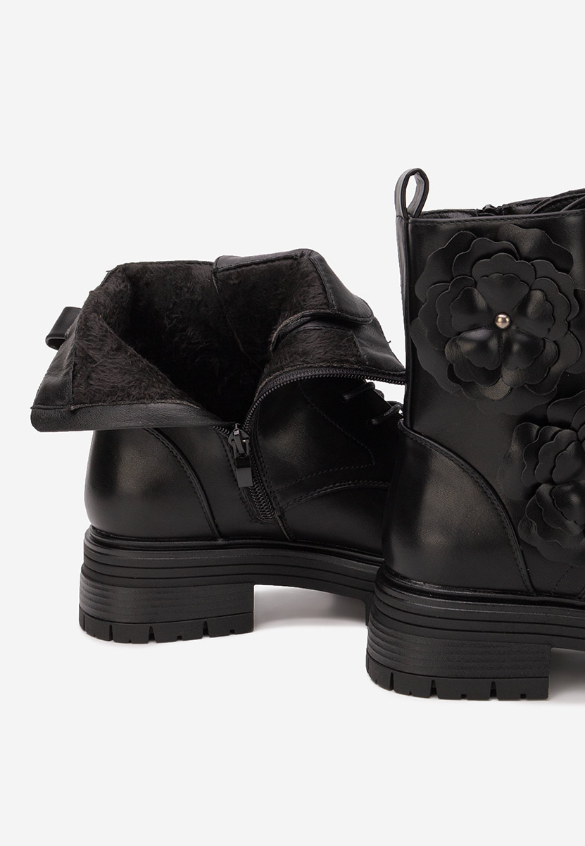 Боти на платформа Penda черен