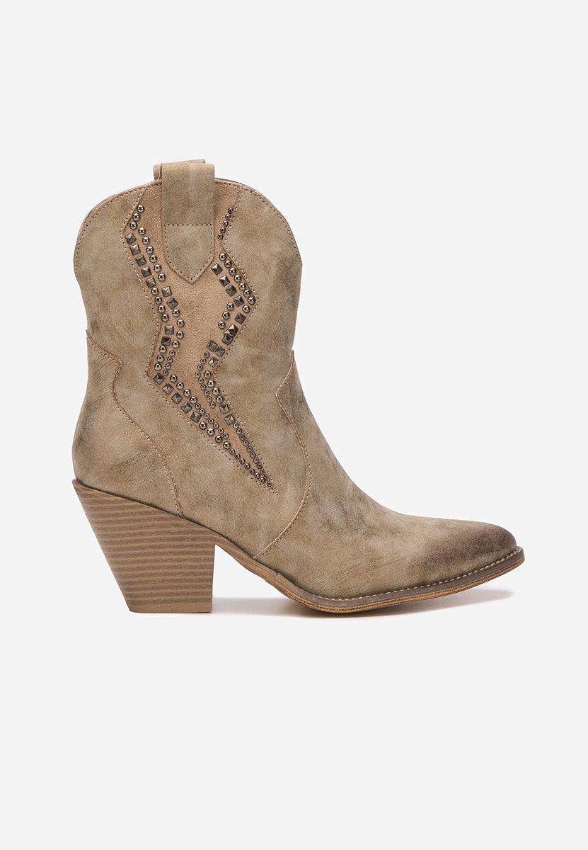 Заострени Helaira каки