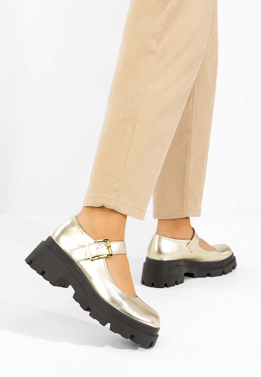 Обувки на платформа Masovia златен
