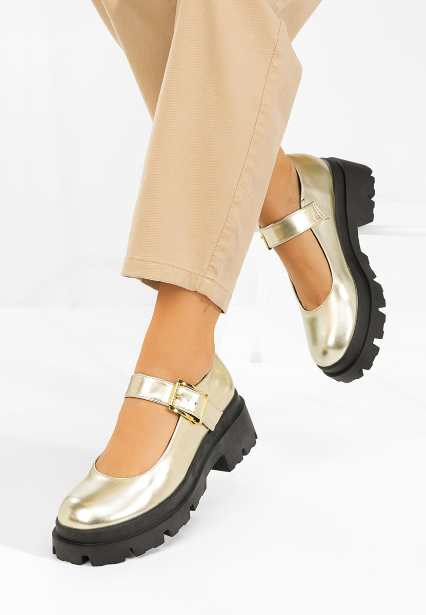 Обувки на платформа Masovia златен
