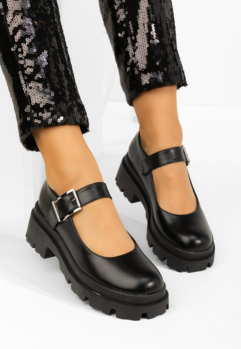 Обувки на платформа Masovia черни