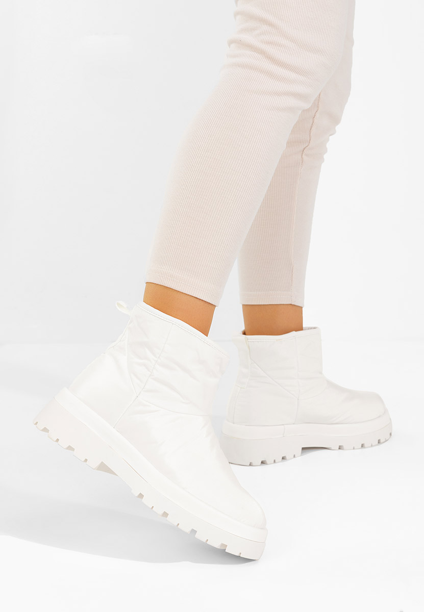 Дамски боти Silvianna бели