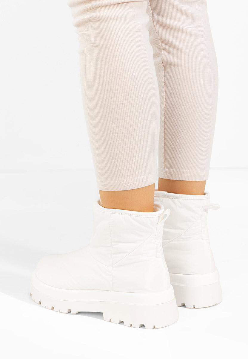 Дамски боти Silvianna бели