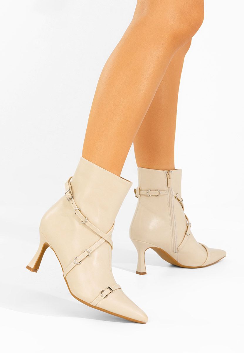 Боти на висок ток Marcelia V2 бежов