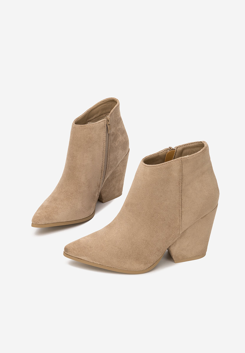 Заострени Versalia каки