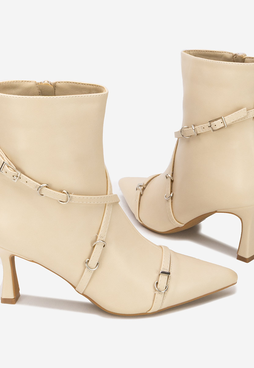 Боти на висок ток Marcelia V2 бежов