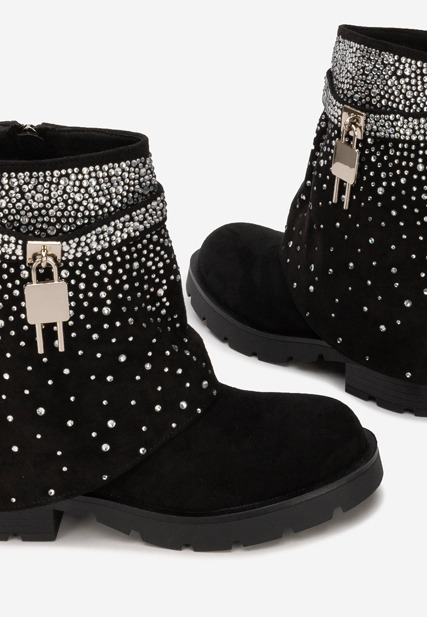 Дамски ботуши Nevira черен