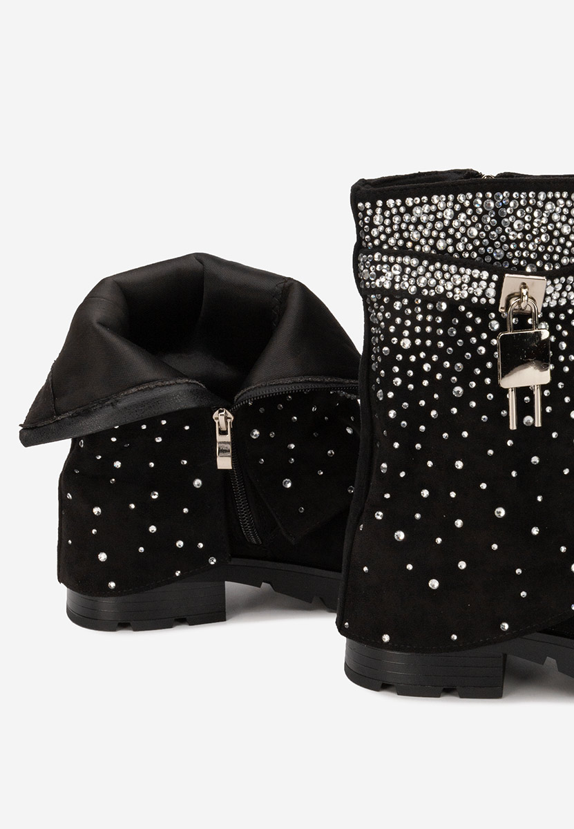 Дамски ботуши Nevira черен