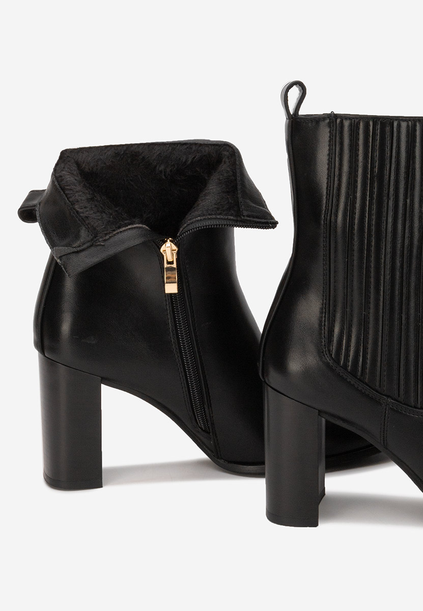 Боти на дебел ток Kalisa черен