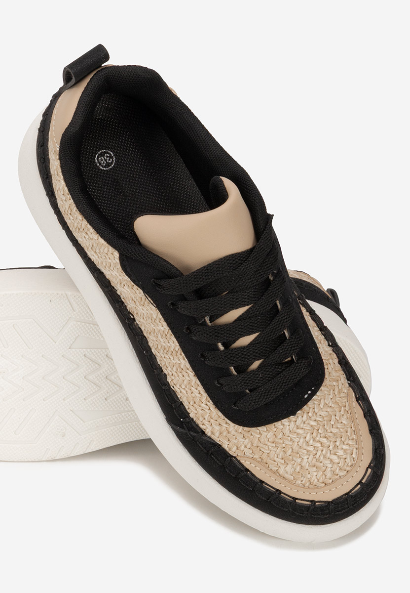 Cникърси на платформа Cecila черни