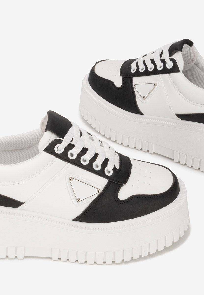 Cникърси на платформа Madaline черни