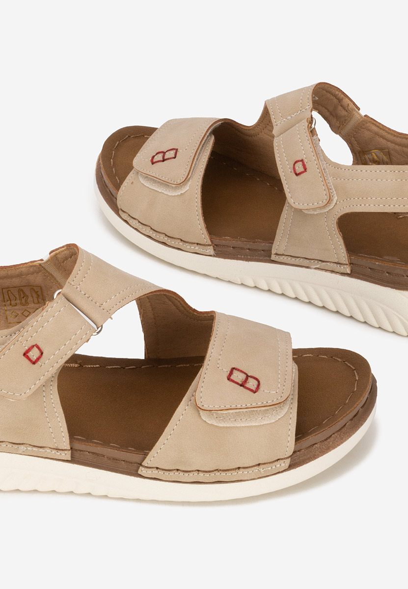 Ежедневни сандали Metina V2 бежов