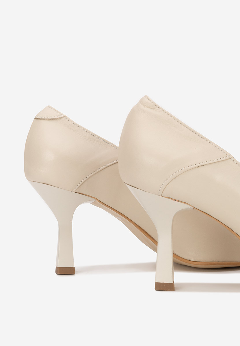 Обувки на ток Colie бежов