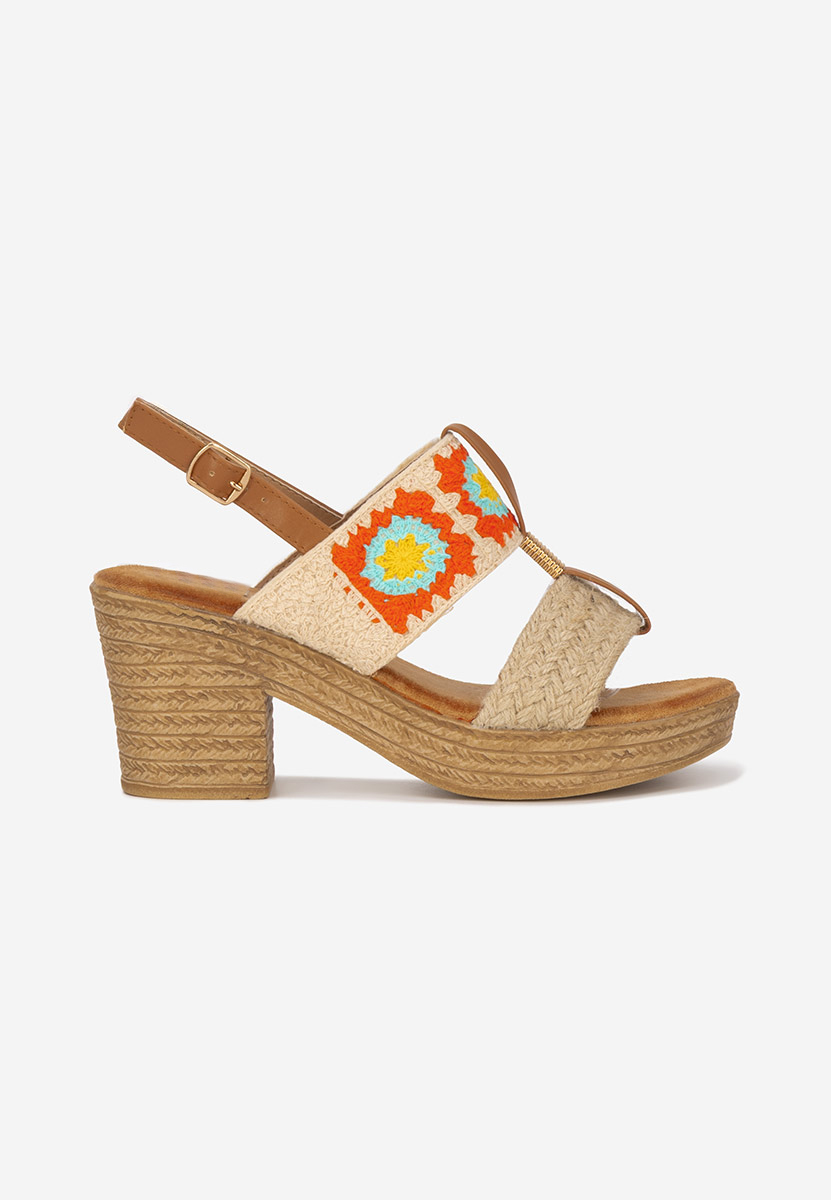 Сандали на ток Zeina V3 бежов