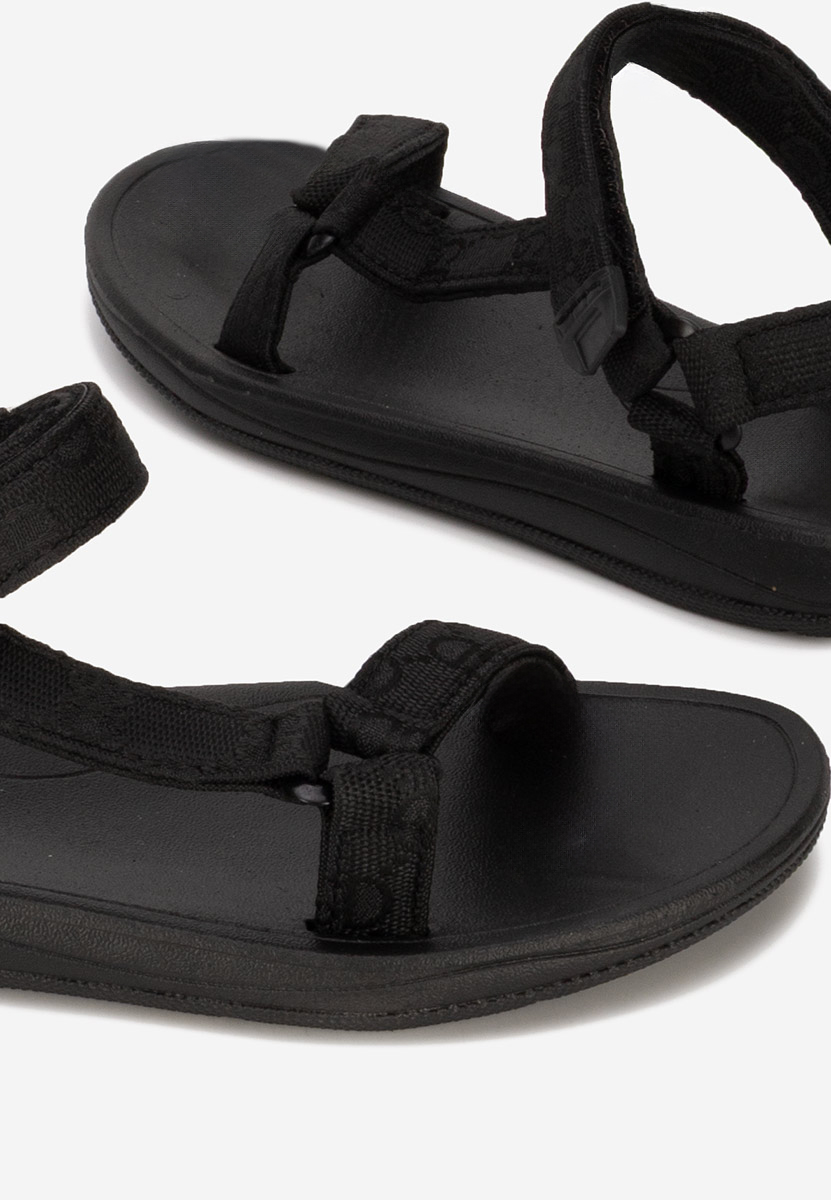 Ниски сандали Landra черен