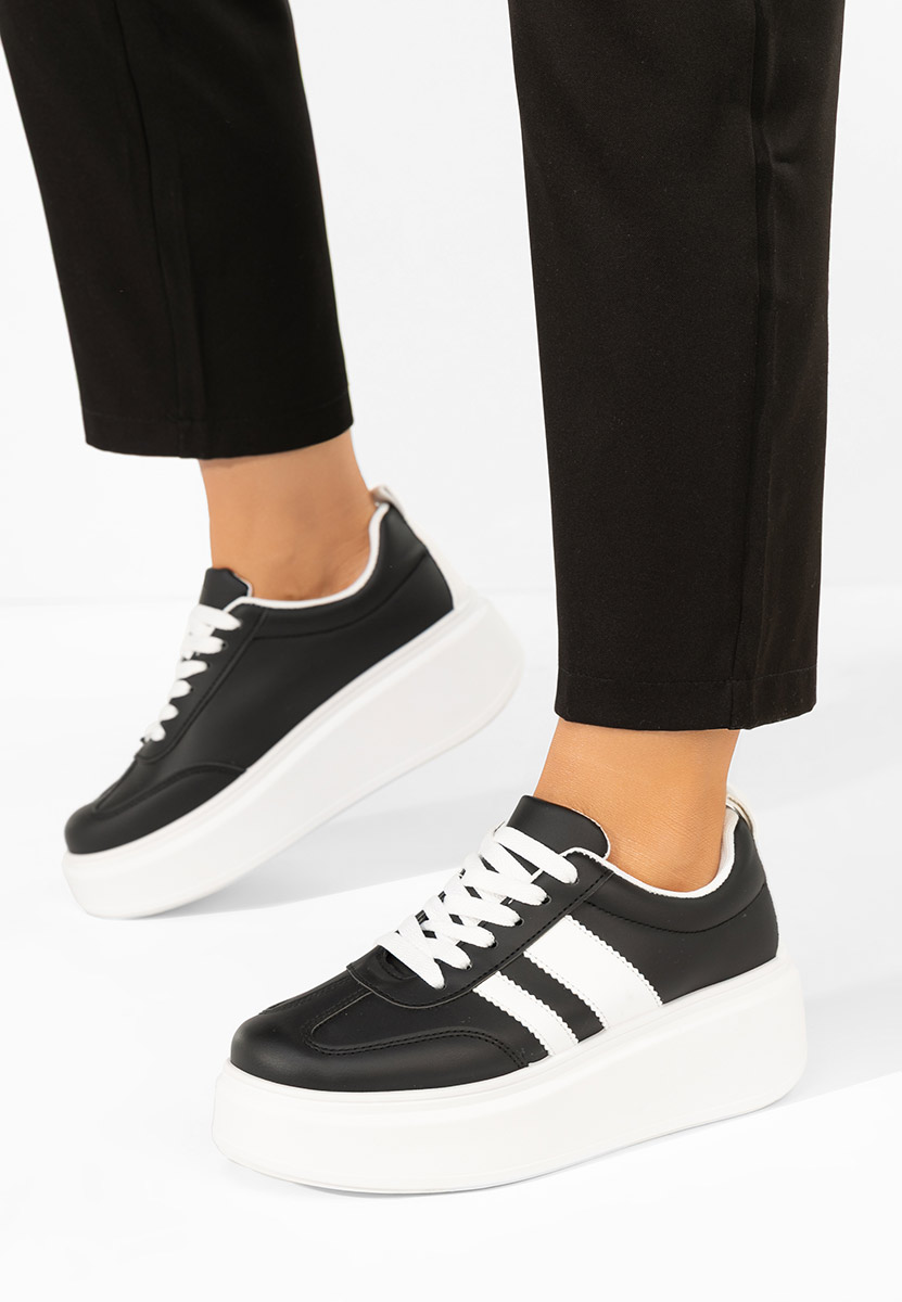 Cникърси на платформа Semana черни