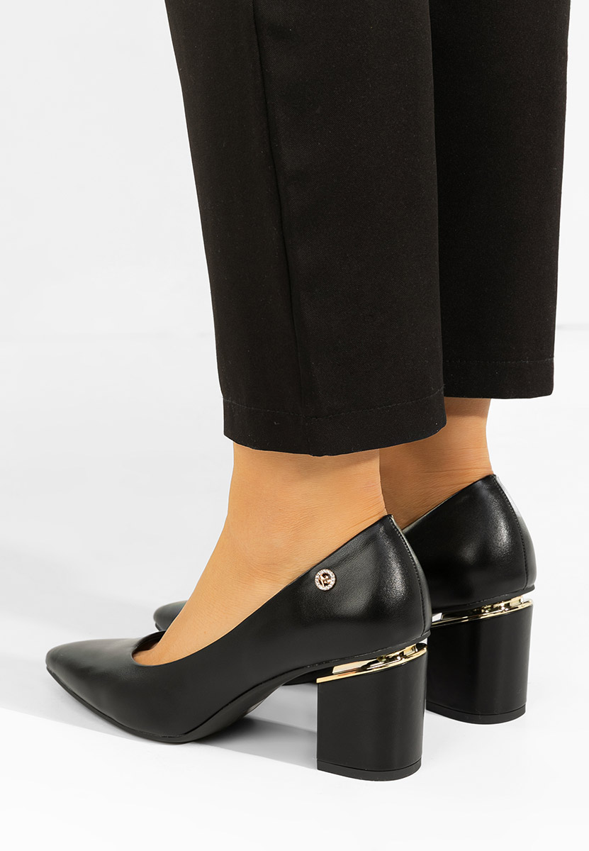 Oбувки с дебел ток Cezaria черни