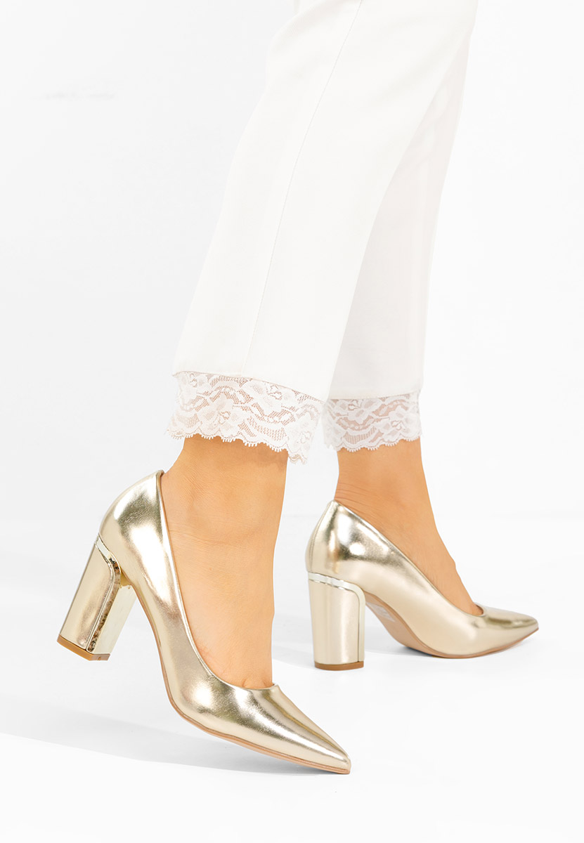 Oбувки с дебел ток Geoana златен