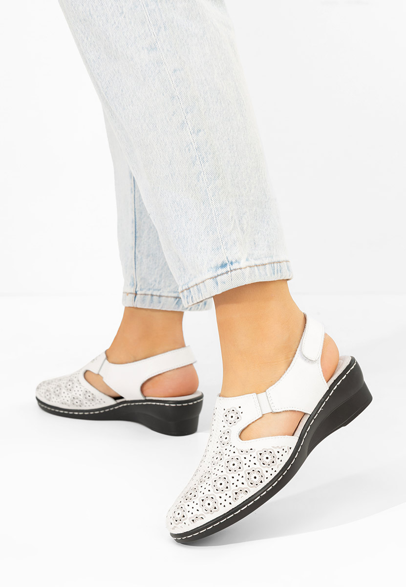 Обувки на ток Ofelya бели