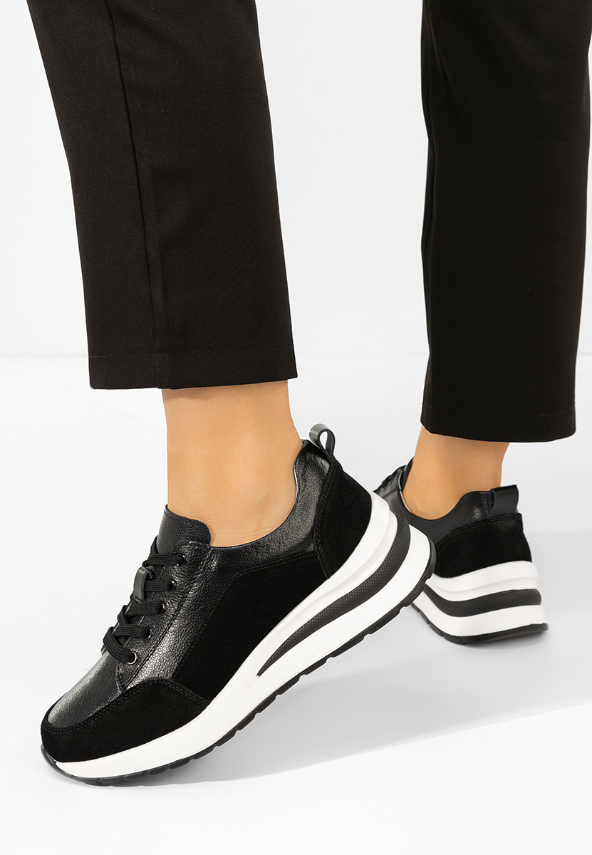 Cникърси на платформа Janelia черни