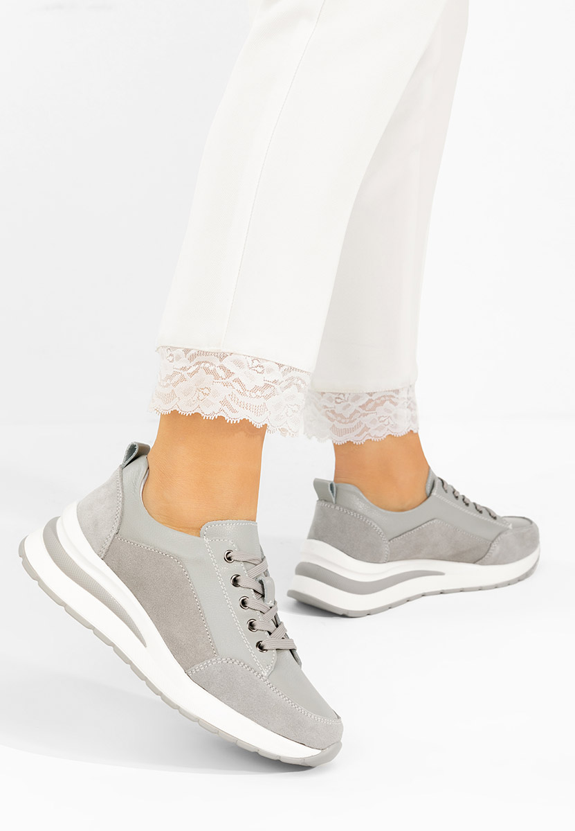 Cникърси на платформа Janelia сив