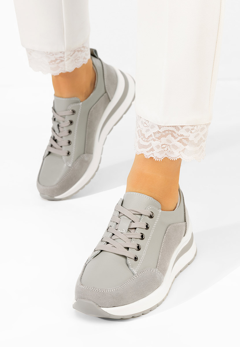 Cникърси на платформа Janelia сив