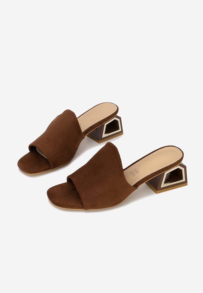 Чехли на ток Alesandria V2 кафяв