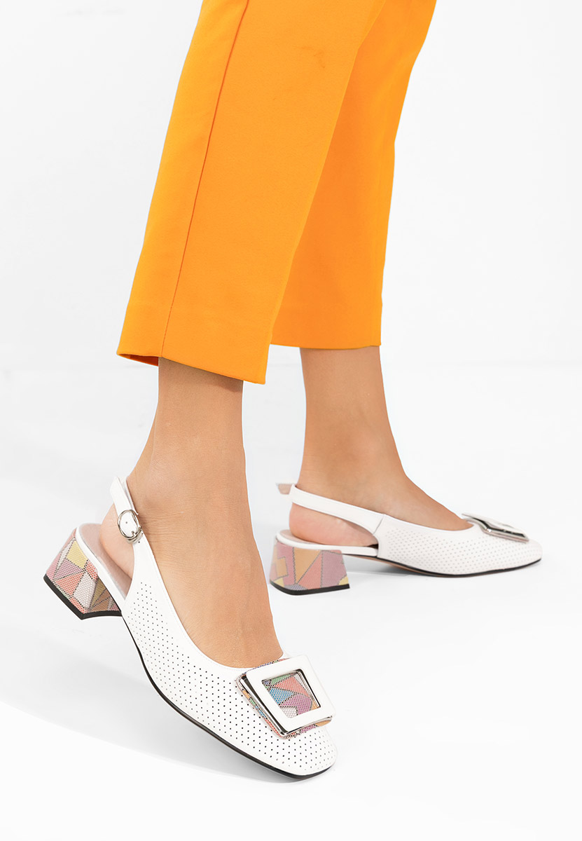 Обувки на ток Belindia бели