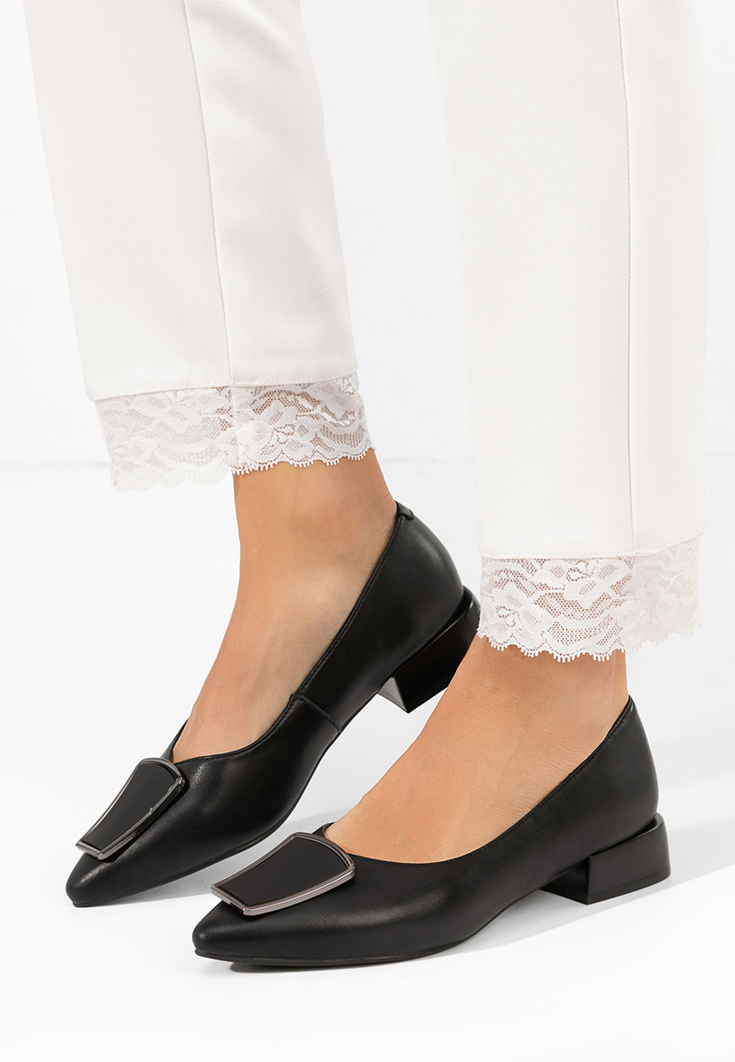 Oбувки на нисък ток Darila черни