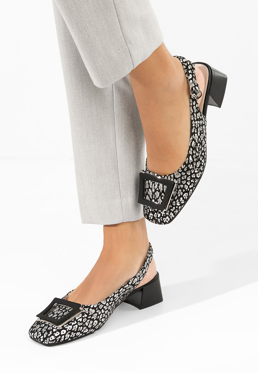 Обувки на ток Belindia черни