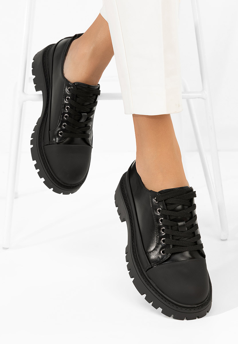 Ежедневни обувки Sivelia черни