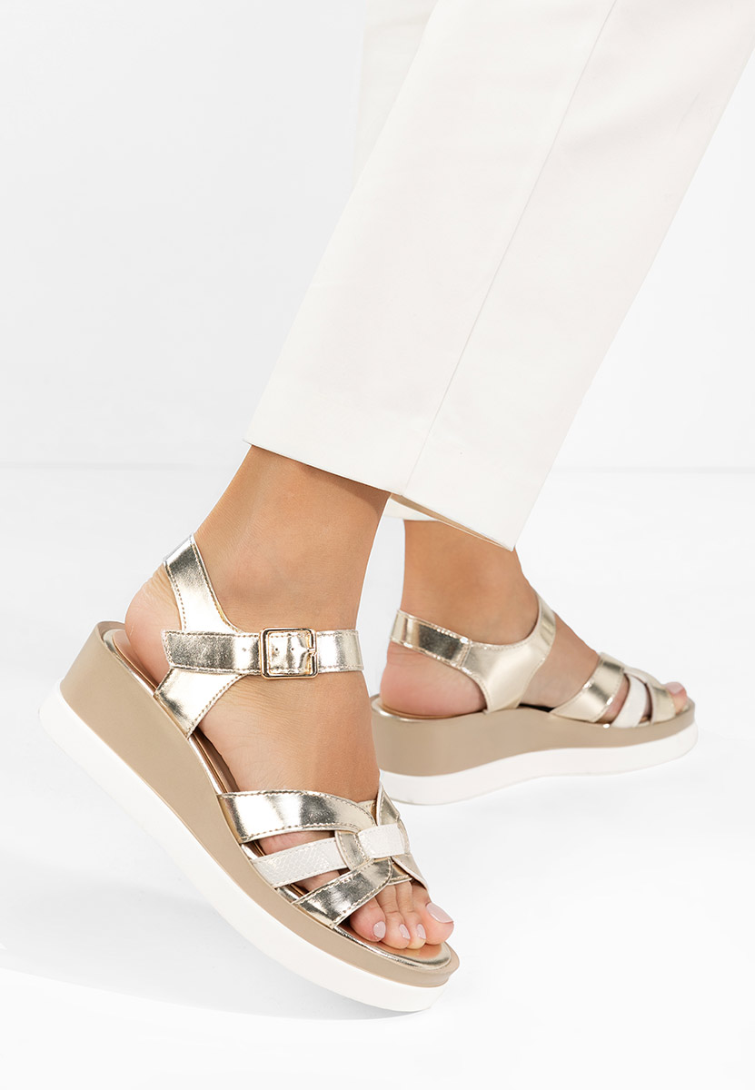 Сандали на платформа Barkita златен