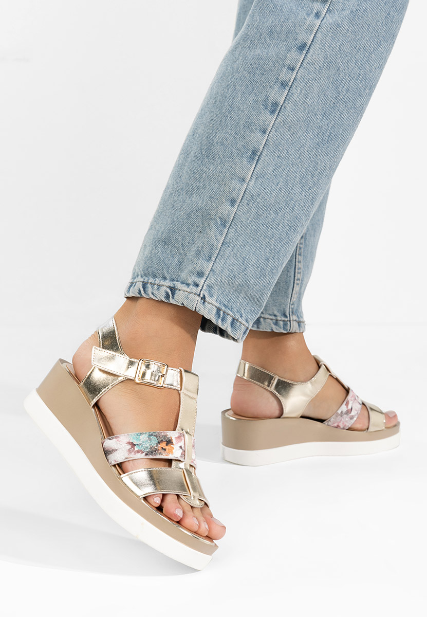 Сандали на платформа Anastasis златен