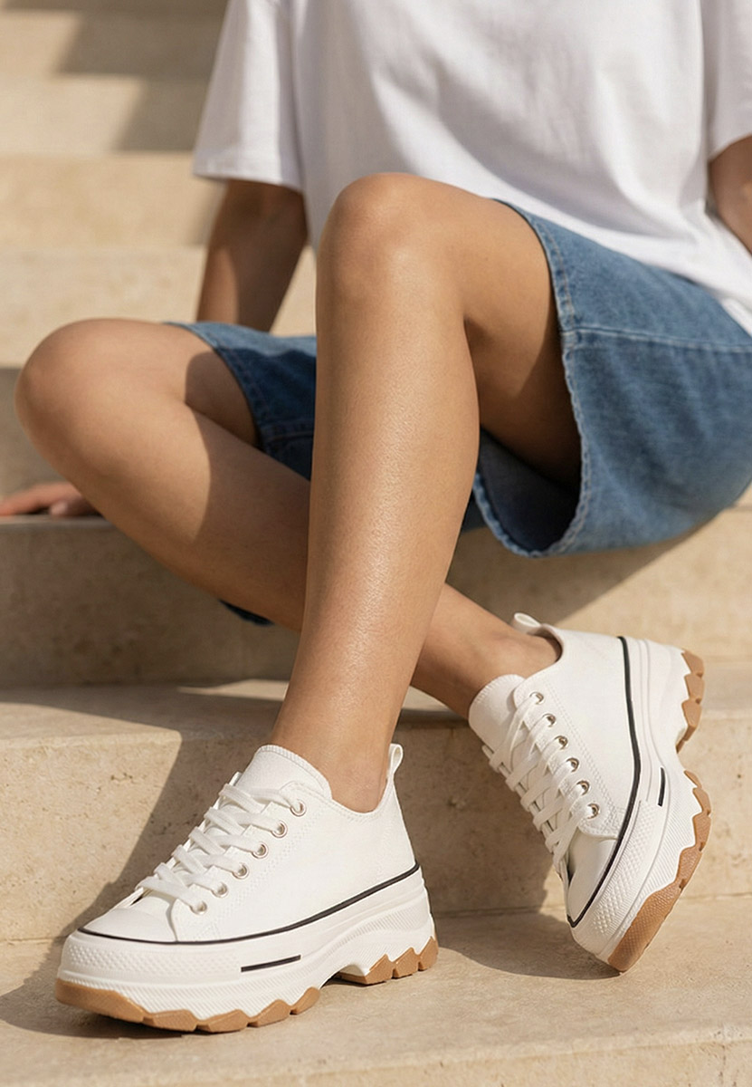 Кецове на платформа Raviana V4 бели