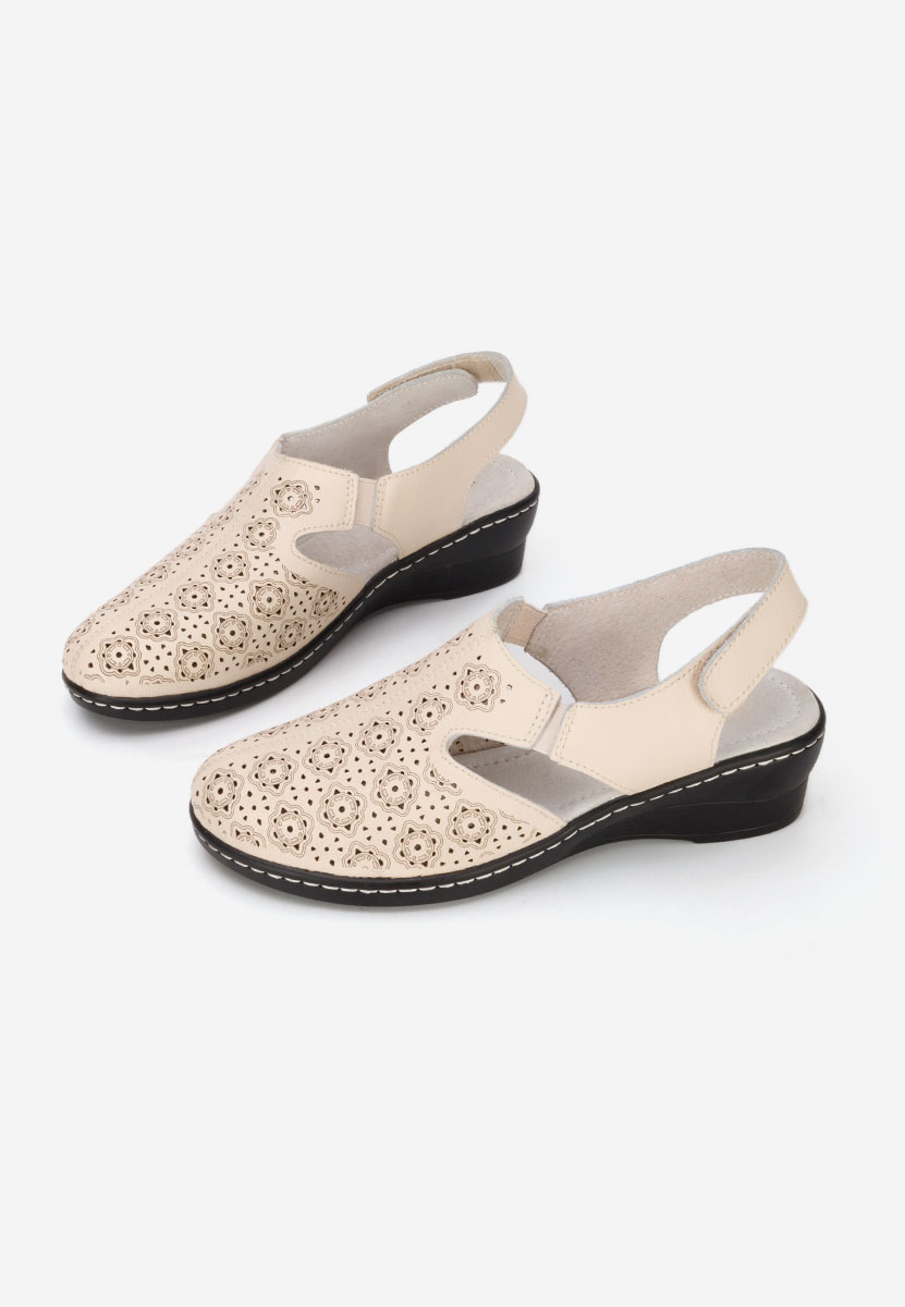 Обувки на ток Ofelya бежов