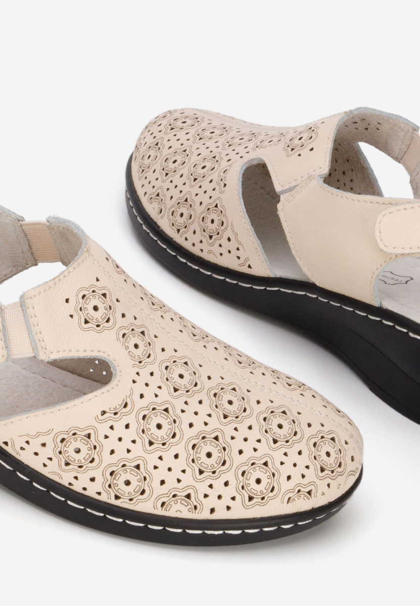 Обувки на ток Ofelya бежов