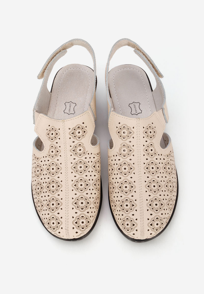 Обувки на ток Ofelya бежов