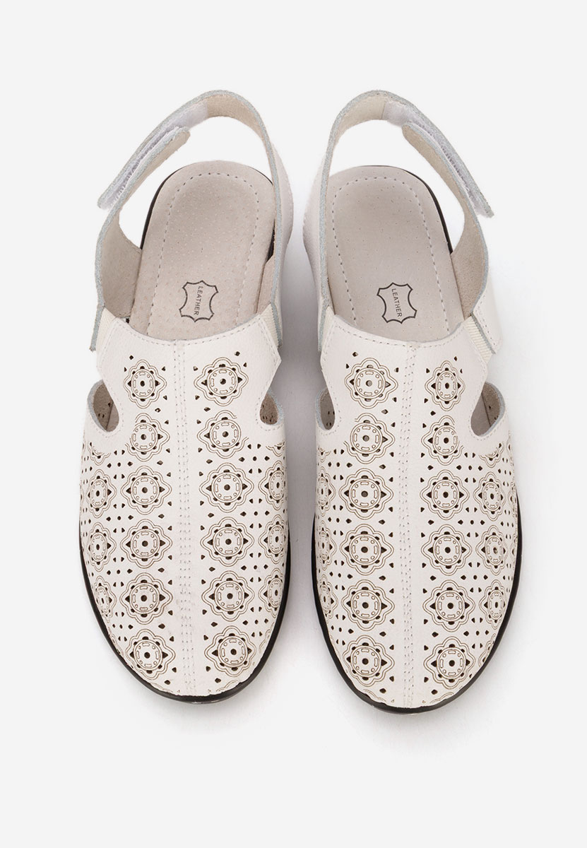 Обувки на ток Ofelya бели