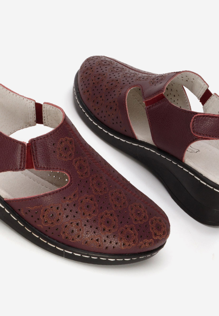 Обувки на ток Ofelya Винено червено