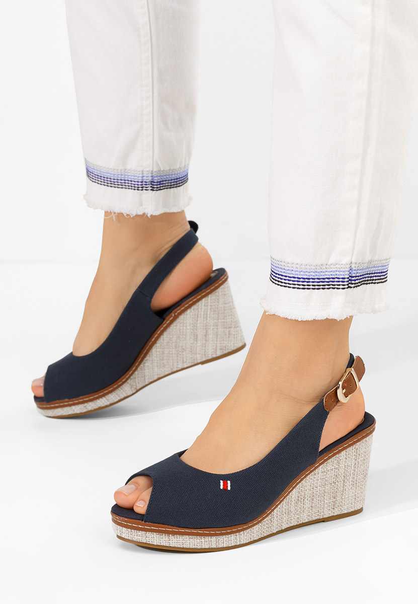 Сандали на платформа Carolla военно син