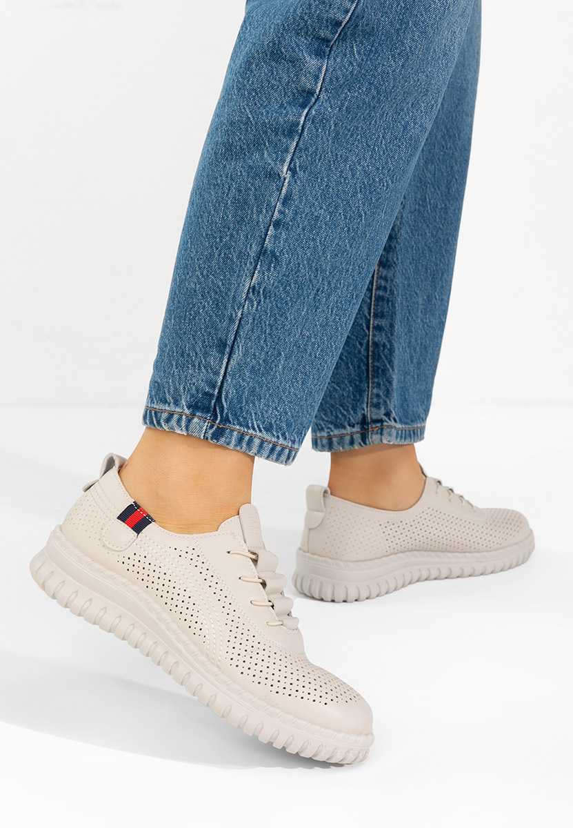 Дамски сникърси Petrina бежов