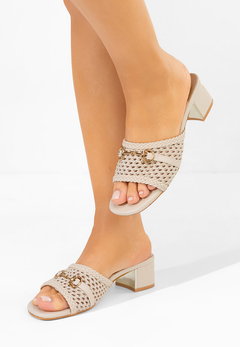 Чехли на ток Giustinia бежов