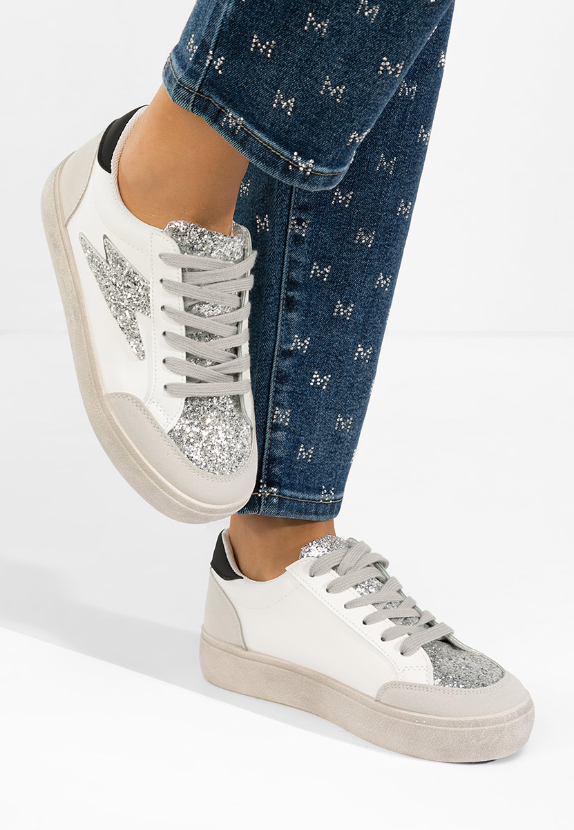 Дамски сникърси Aurellia V4 бели