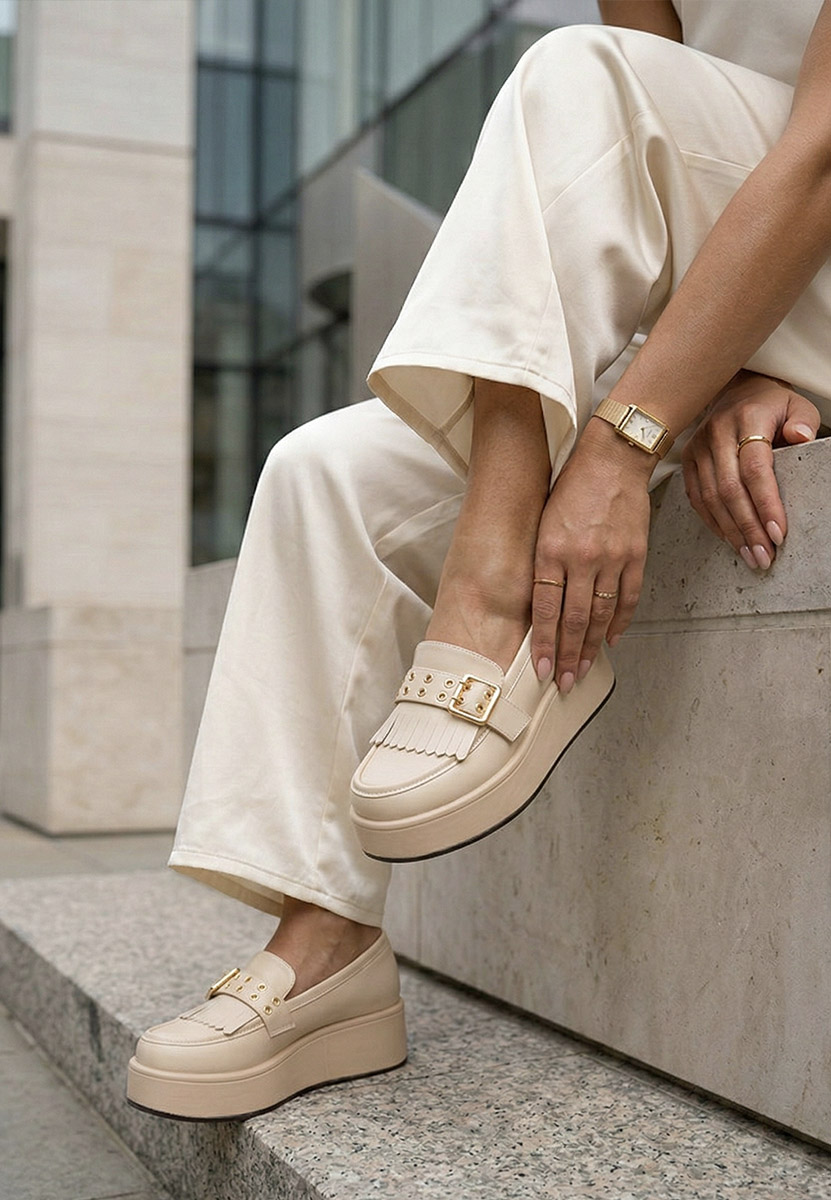 Mокасини на платформа Magie бежов