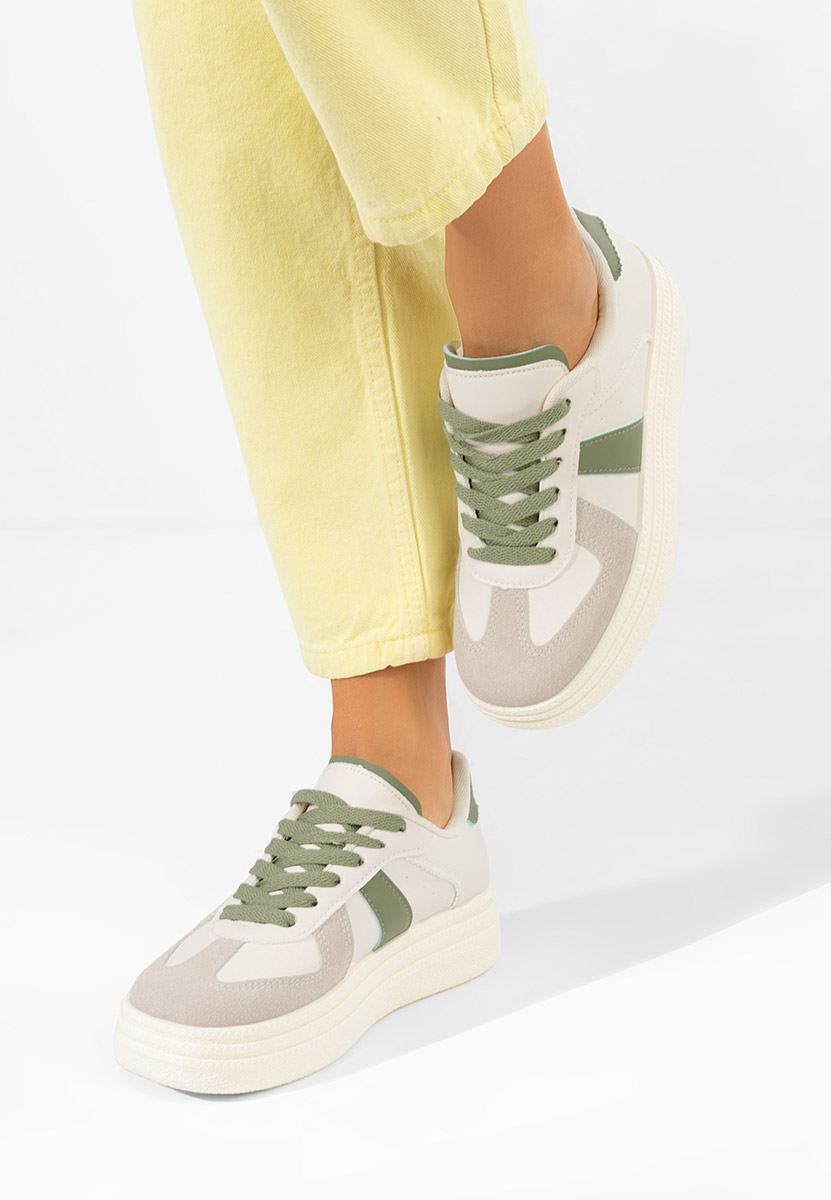 Cникърси на платформа Serinia V2 бели