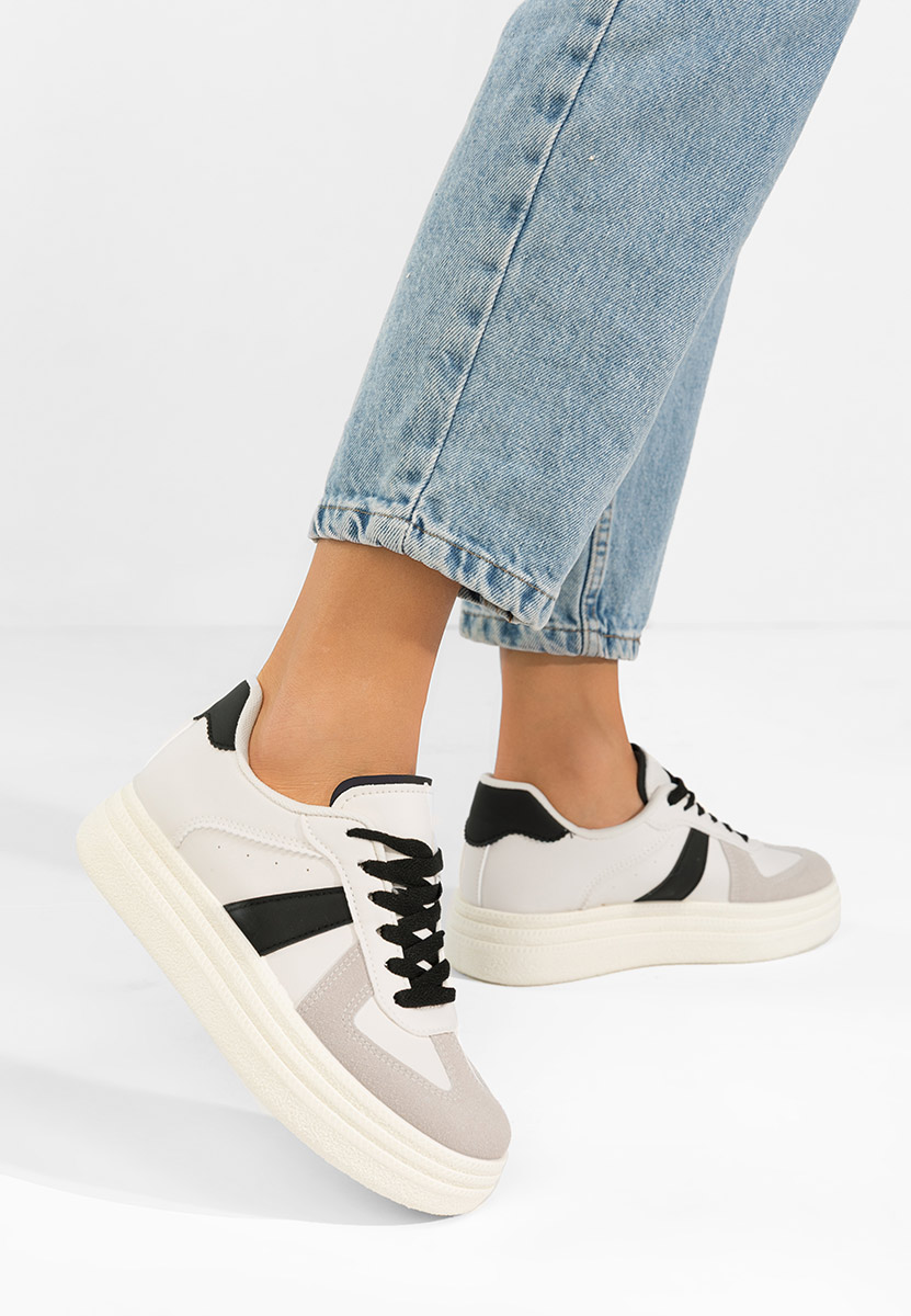 Cникърси на платформа Serinia V4 бели